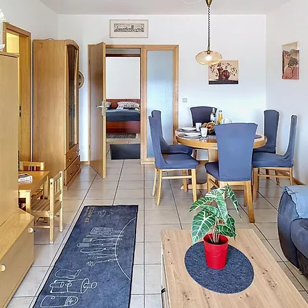 Lägenhet Schwarzwaldblick-27 By Interhome